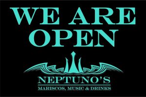 neptunos-mariscos- music-drinks-cabo